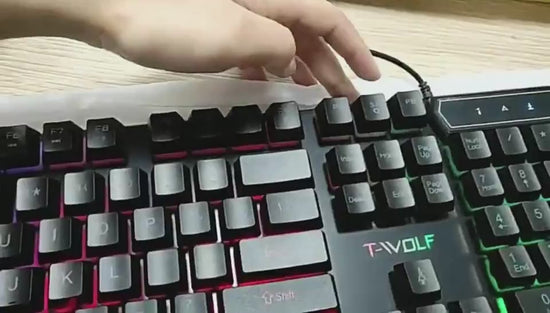 Floating key wired gaming keyboard product demonstration